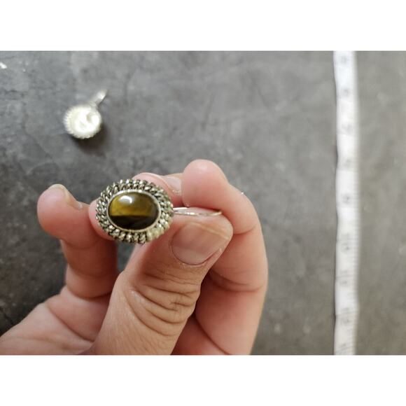 Vintage Avon Tiger's Eye Dangle Earrings‎ - Picture 2 of 5